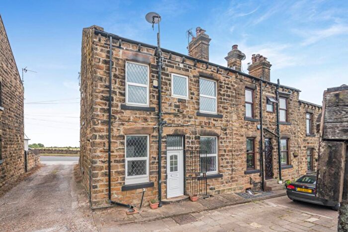 2 Bedroom End Of Terrace House For Sale In Scotchman Lane, Morley, LS27