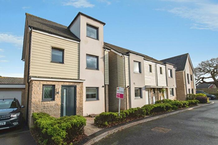 3 Bedroom Detached House For Sale In Petre Street, Axminster, EX13