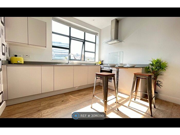 Studio To Rent In Guildford Street, Luton, LU1