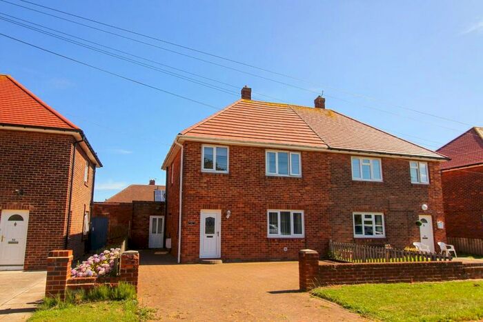 3 Bedroom Semi-Detached House To Rent In Prospect Avenue, Seaton Delaval, NE25