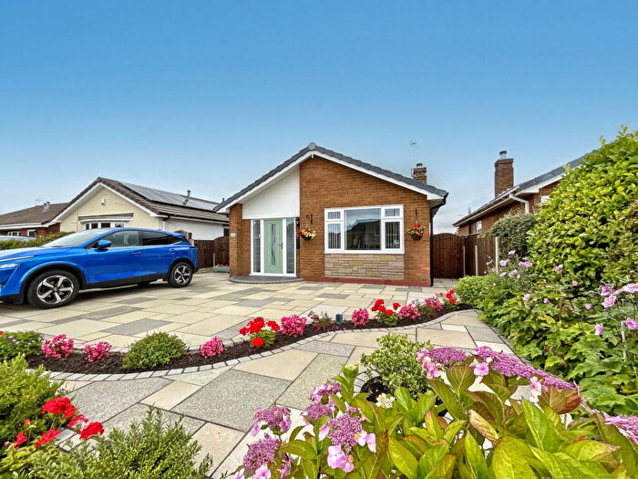 3 Bedroom Detached Bungalow For Sale In Kingston Crescent, Marshside, Southport, PR9