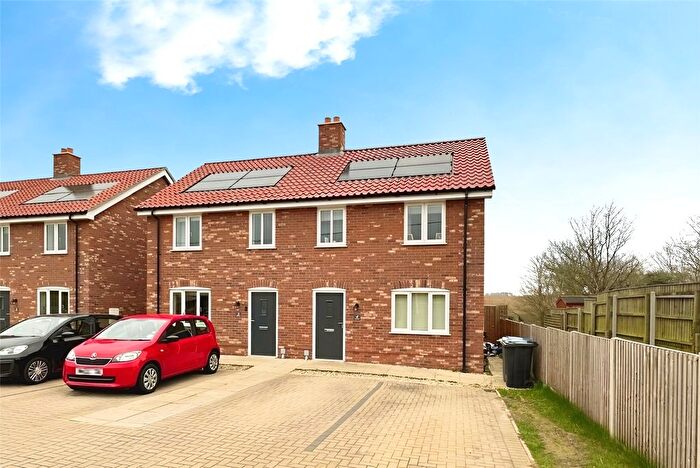 3 Bedroom Property For Sale In The Street, Hacheston, Woodbridge, IP13