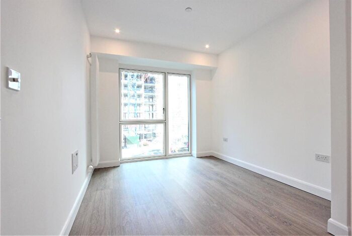 1 Bedroom Flat To Rent In Galleria House, B Western Gateway, London, E16