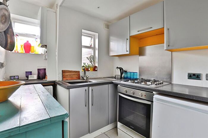 1 Bedroom Apartment For Sale In Knole Road, Bournemouth, BH1
