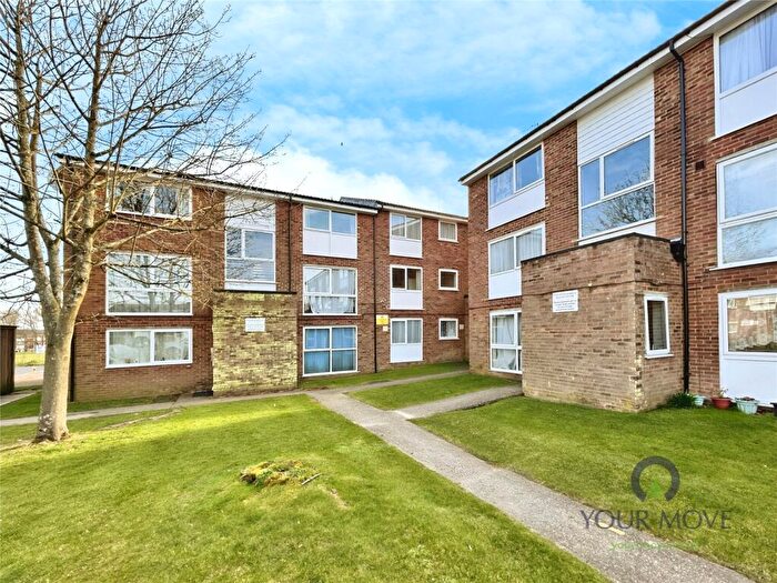 1 Bedroom Flat To Rent In Burns Drive, Hemel Hempstead, Hertfordshire, HP2