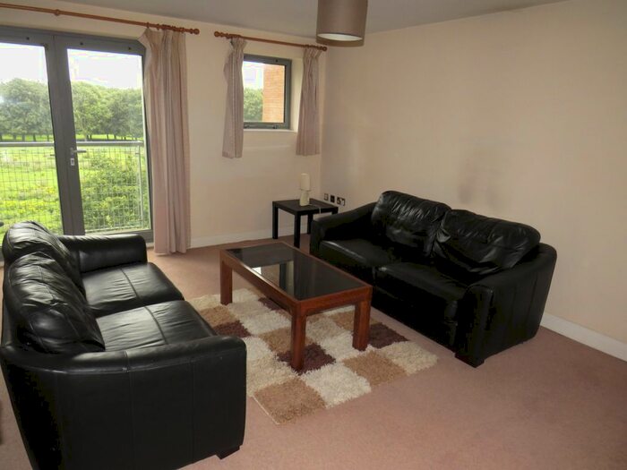 2 Bedroom Flat To Rent In Kentmere Drive, Doncaster, DN4