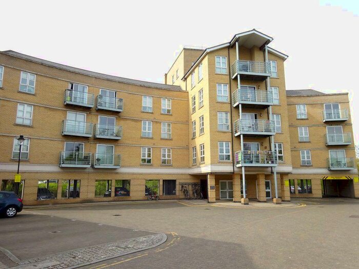 2 Bedroom Flat To Rent In North Station, CO3