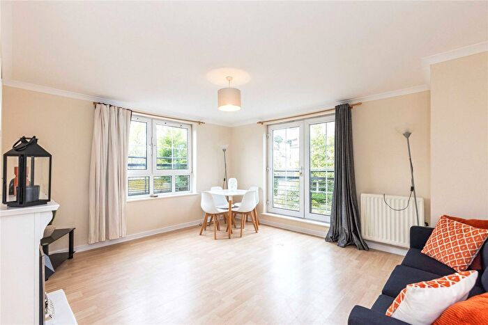 2 Bedroom Flat To Rent In Springfield Street, Edinburgh, EH6