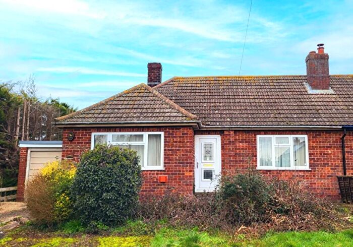 2 Bedroom Semi-Detached Bungalow For Sale In Moor Lane, Martin, Lincoln, Lincolnshire, LN4