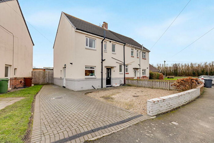 3 Bedroom Semi Detached House For Sale In River Bank East, Choppington, NE62