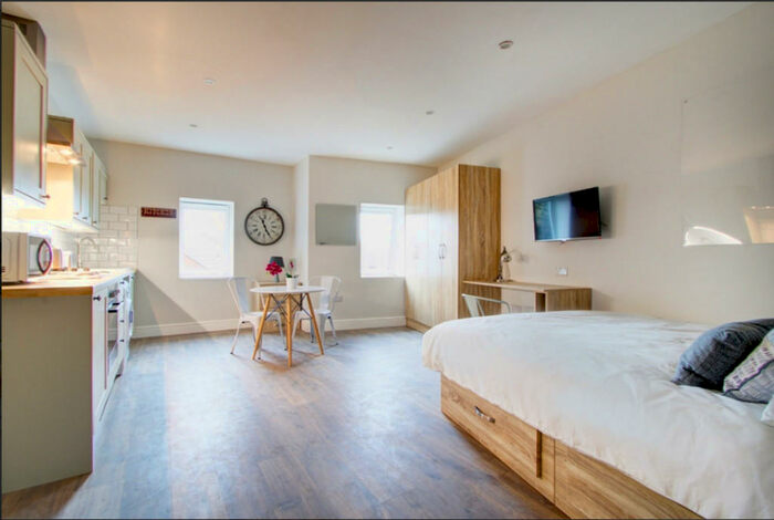 1 Bedroom Apartment To Rent In Park View, Peel Street, NG1