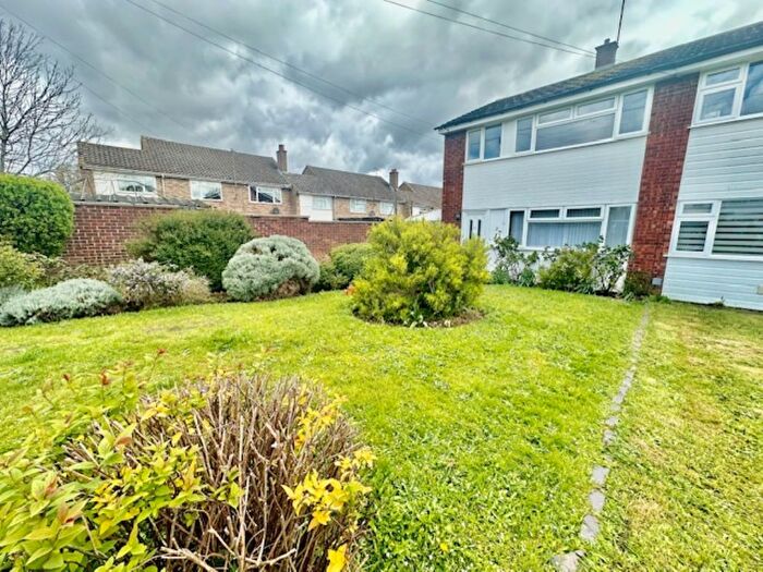 3 Bedroom Semi-Detached House For Sale In Bedells Avenue, Black Notley, Braintree, CM77