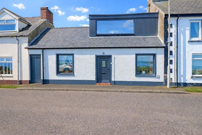 3 Bedroom Cottage For Sale In Harbour Road, Ballyhalbert, BT22