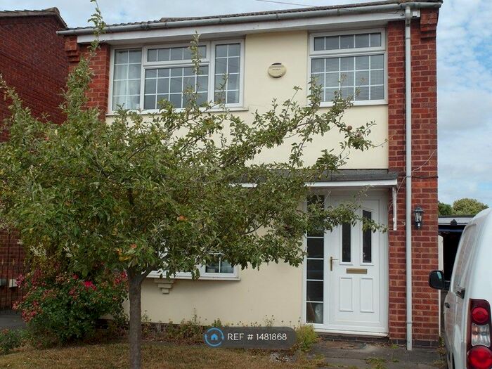 3 Bedroom Detached House To Rent In Lupin Close, Burbage, Hinckley, LE10