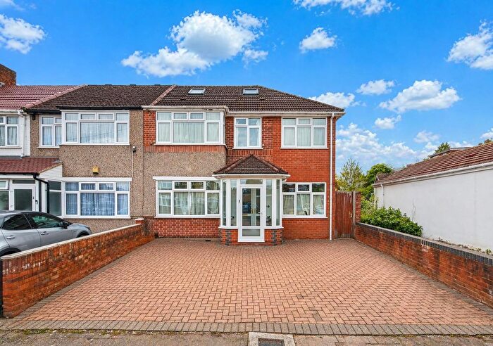 5 Bedroom End Terrace House For Sale In Clunbury Avenue, Norwood Green, UB2