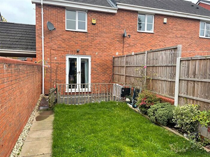 2 Bedroom End Of Terrace House To Rent In Purcell Road, Wolverhampton, West Midlands, WV10
