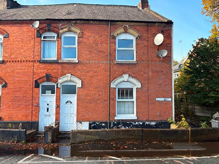 4 Bedroom Terraced House To Rent In Bury Street, Radcliffe, Manchester, M26