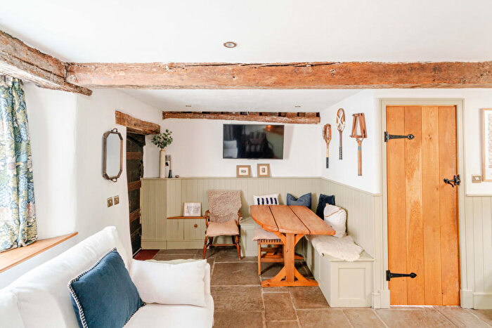 2 Bedroom House For Sale In Chock Lane, Westbury On Trym, BS9