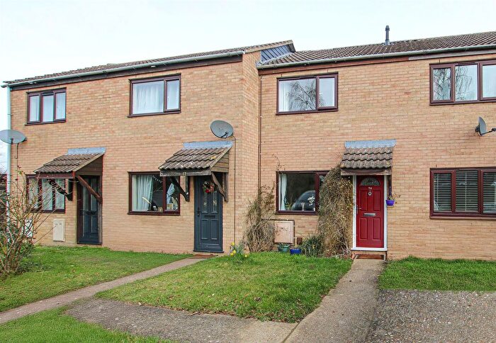 2 Bedroom Terraced House For Sale In Fairhaven Close, Lode, Cambridge, CB25