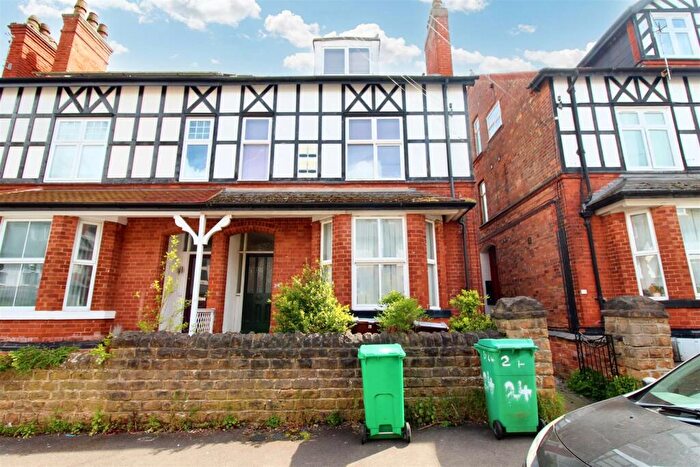 1 Bedroom Flat To Rent In Bingham Road, Sherwood, Nottingham, NG5