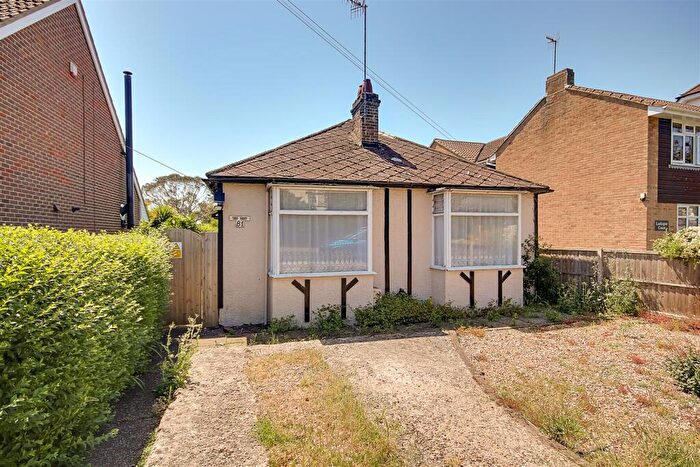 2 Bedroom Detached Bungalow For Sale In Sompting Road, Lancing, BN15