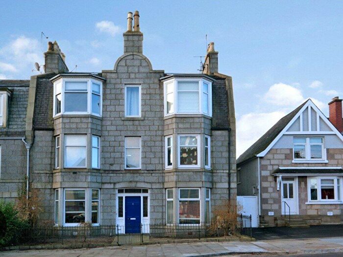 1 Bedroom Flat To Rent In Abergeldie Road, Aberdeen, AB10