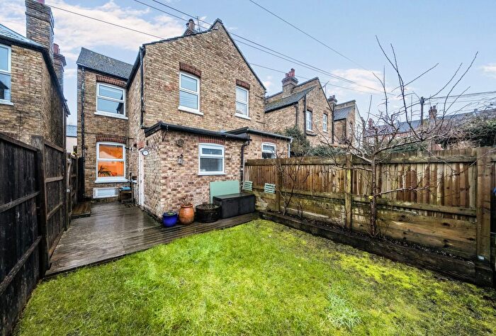 3 Bedroom End Terrace House For Sale In Buckhurst Avenue, Sevenoaks, Kent, TN13