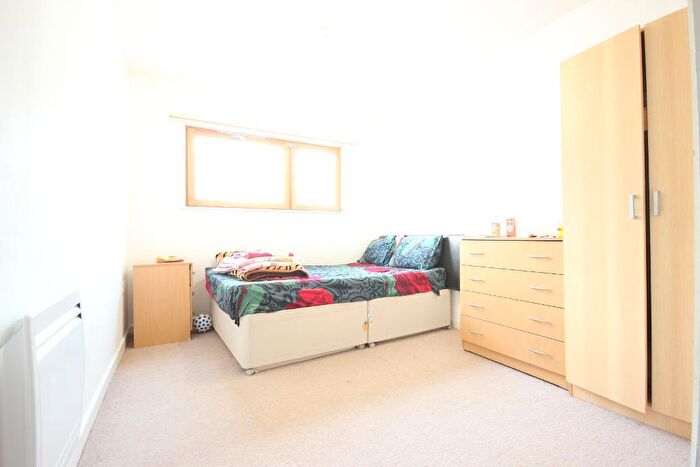 1 Bedroom Flat To Rent In Arboretum Place, Barking Central, London, IG11
