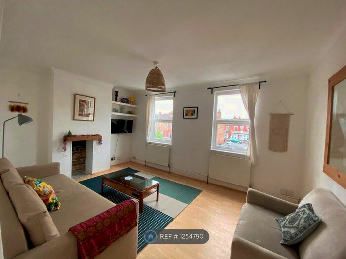 1 Bedroom Flat To Rent In Napier Road, London SE25