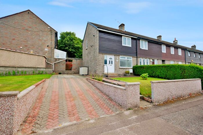 2 Bedroom End Of Terrace House For Sale In Caiesdykes Road, Aberdeen, AB12
