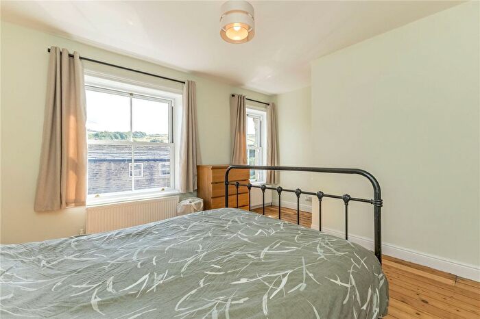 3 Bedroom End Of Terrace House For Sale In Woodhead Road, Holmbridge, Holmfirth, HD9
