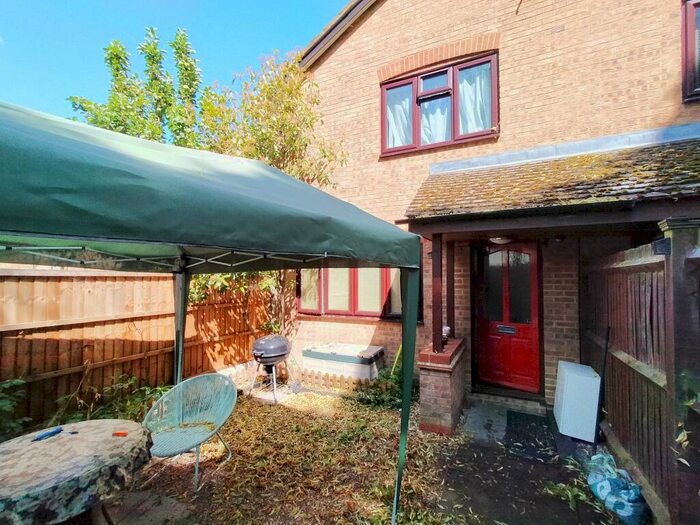 1 Bedroom House To Rent In Morecambe Close, Stevenage, SG1