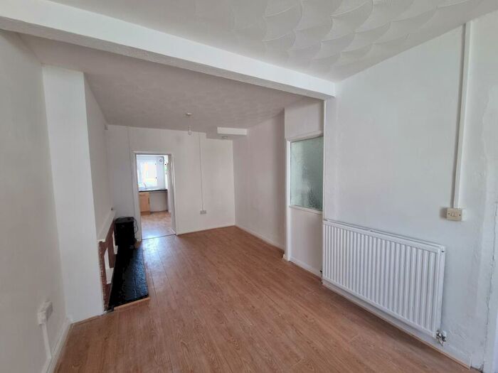 3 Bedroom Terraced House To Rent In Cambria Street, Holyhead, LL65