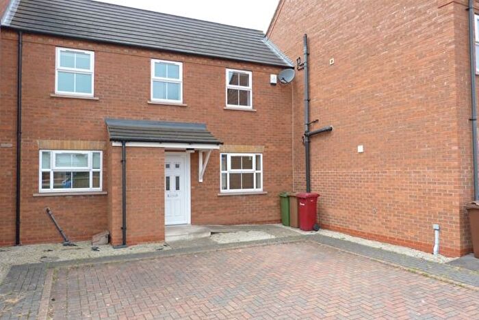3 Bedroom Terraced House To Rent In Ashby Crescent, Scunthorpe, DN16