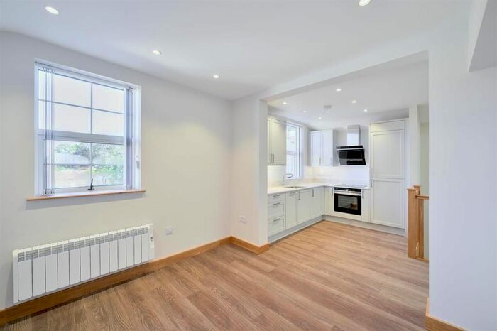 1 Bedroom Flat To Rent In Lordswood Road, Harborne, Birmingham, B17