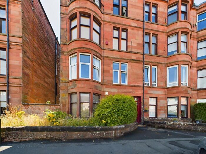 2 Bedroom Flat To Rent In /, Woodford Street, G41