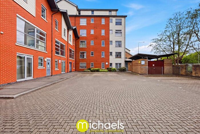 2 Bedroom Apartment For Sale In Rotary Way, Colchester, Colchester, CO3