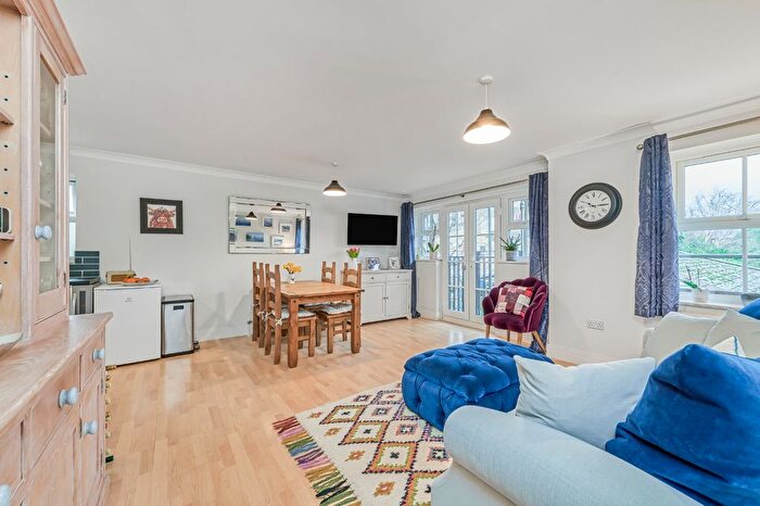 2 Bedroom Flat For Sale In Belvedere Place, Brixton, London, SW2