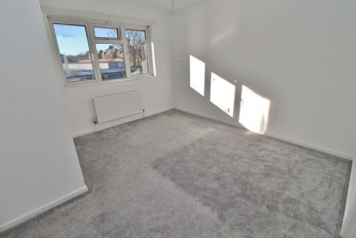 2 Bedroom Semi-Detached House For Sale In Exton Road, West Leigh, PO9