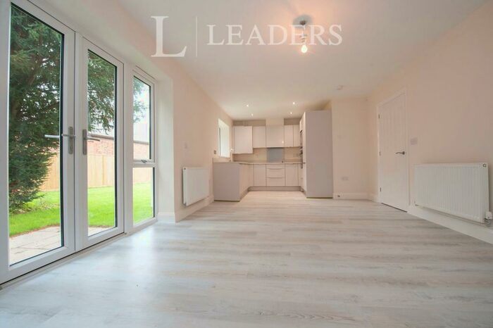 2 Bedroom Apartment To Rent In J Bromsgrove, Faringdon, SN7