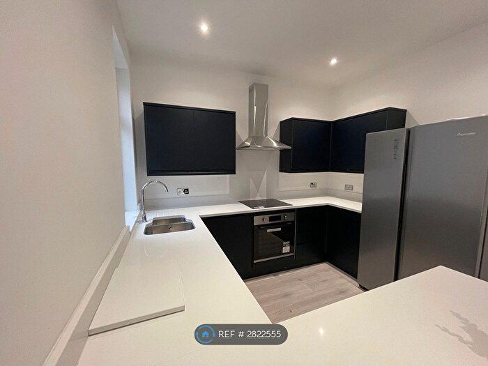 3 Bedroom Flat To Rent In Shaftesbury Avenue, London, WC2H