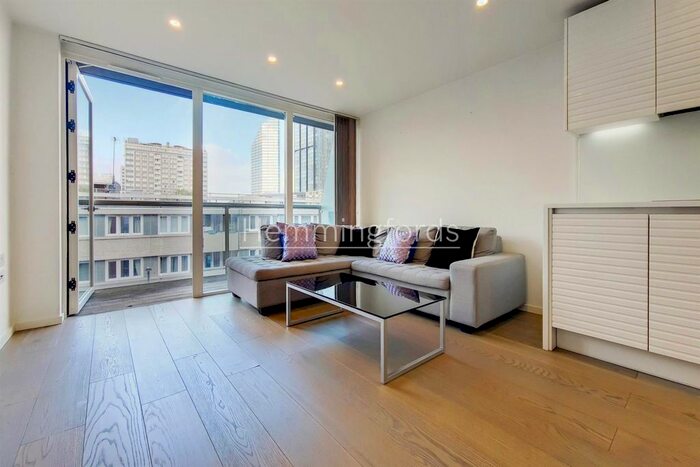 1 Bedroom Flat To Rent In Worcester Point, Clerkenwell, EC1V