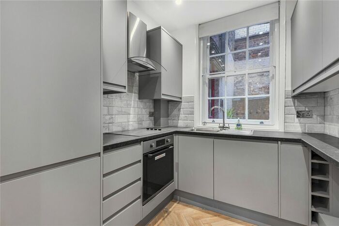 2 Bedroom Flat To Rent In New Cavendish Street, London, W1W