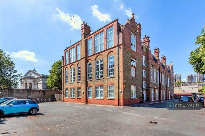 2 Bedroom Flat To Rent In Mulberry Court, London, E1