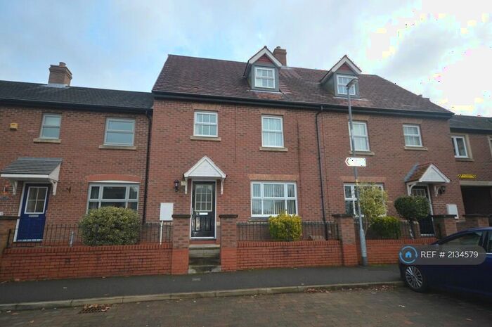 4 Bedroom Terraced House To Rent In Folly Wood Drive, Chorley, PR7