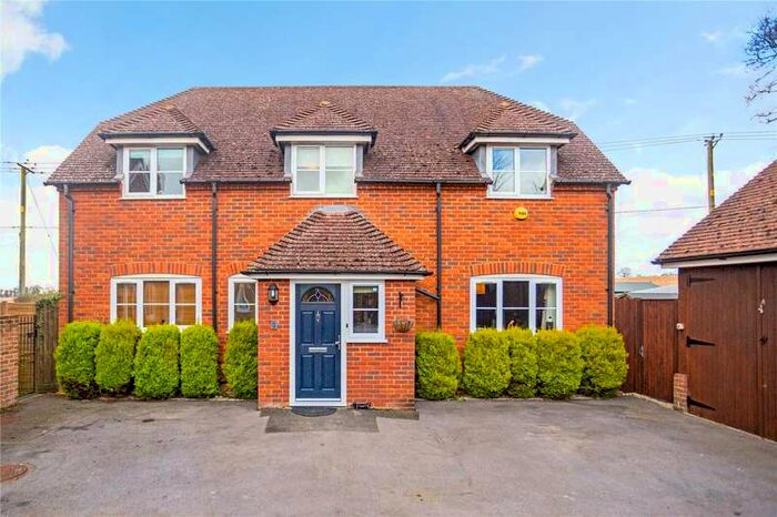 4 Bedroom Detached House For Sale In Chapel Court, Beedon, Newbury, Berkshire, RG20
