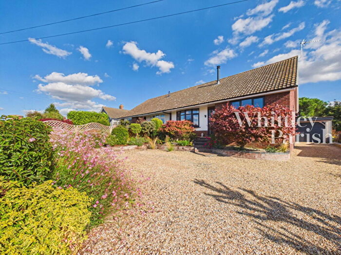 3 Bedroom Semi-Detached Bungalow For Sale In Pople Street, Wymondham, NR18