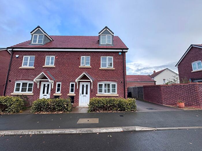 4 Bedroom Property To Rent In Delany Avenue, Wellesbourne, Warwick, CV35