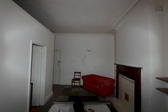 Studio To Rent In St. James Terrace, Leicester, LE2