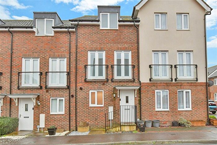 3 Bedroom Town House For Sale In Buttercup Avenue, Minster On Sea, Sheerness, Kent, ME12